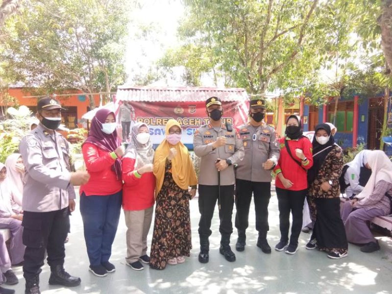 SMP NEGERI 1 IDI KEMBALI GELAR VAKSIN MASSAL